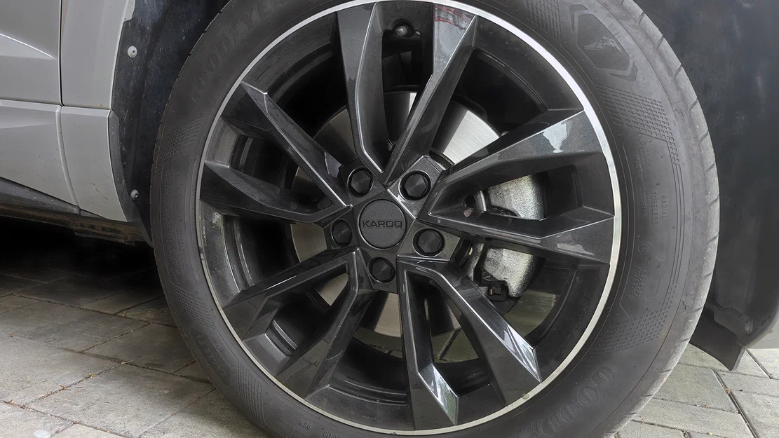Nắp chụp mâm xe Škoda Karoq - Image 1