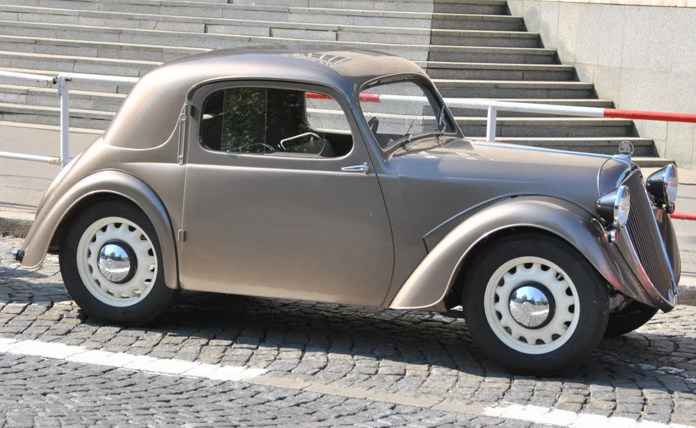 Mô hình in 3D xe cổ Škoda Sagitta 1938 chi tiết - Image 2