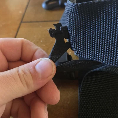 Móc khóa Carabiner cho dây đeo vai