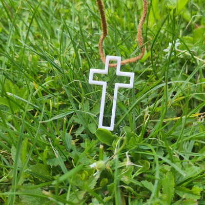Mặt dây chuyền hình thánh giá (Modern Cross Chain) độc đáo