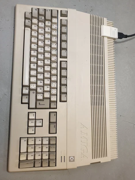Vỏ hộp bộ chuyển đổi RGBtoHDMI cho Amiga 500 - Image 2