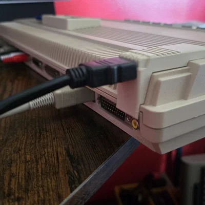 Vỏ hộp chuyển đổi RGBtoHDMI cho Amiga 500 - Dùng cáp Amazon, không nút bấm