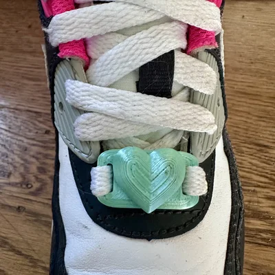 Thẻ trang trí dây giày (Shoelace tag charms)