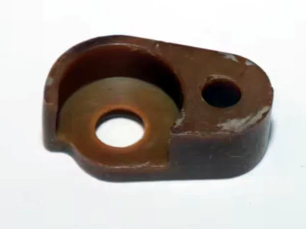 Đệm dẫn hướng ổ khóa cửa xe cổ BMW 2000 CS (Führungspuffer) - Image 1