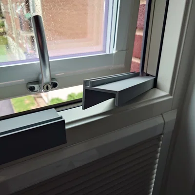 Giá đỡ đáy cho tấm nhựa cửa sổ (WindowPlateBottomBracket)
