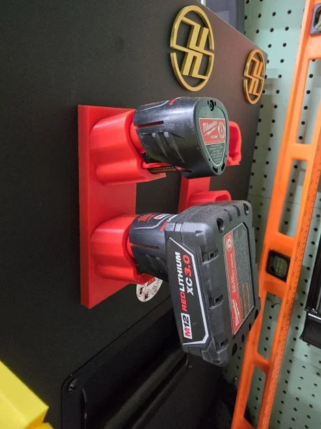 Giá đỡ nam châm cho pin Milwaukee M12 - Image 1
