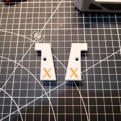 Ốp che thanh đỡ trục X cho Kobra X