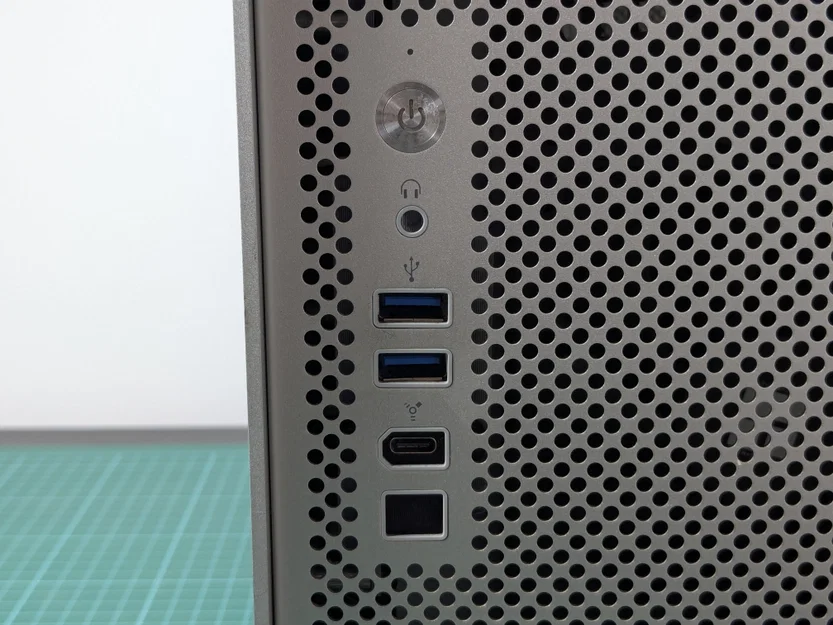 Panel IO mặt trước USB-A và USB-C cho Mac Pro 1.1 "cheese grater" - Image 1