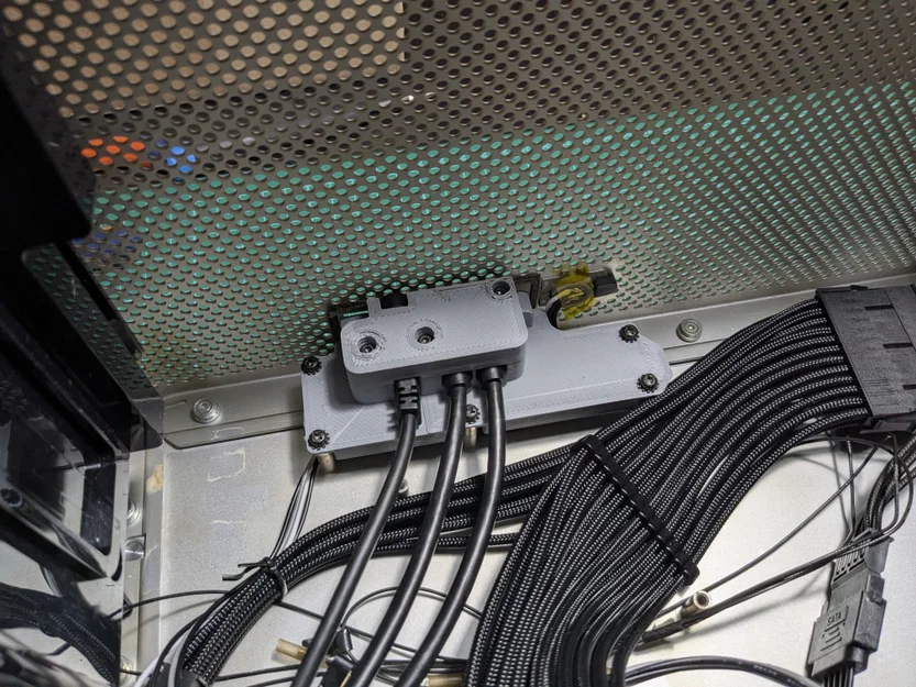 Panel IO mặt trước USB-A và USB-C cho Mac Pro 1.1 "cheese grater" - Image 3