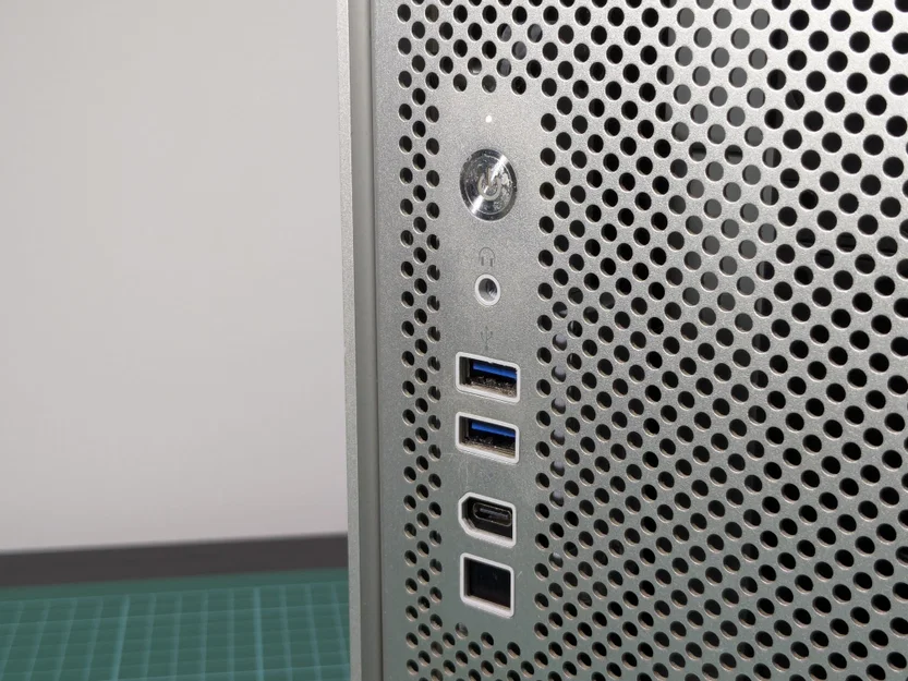 Panel IO mặt trước USB-A và USB-C cho Mac Pro 1.1 "cheese grater" - Image 5