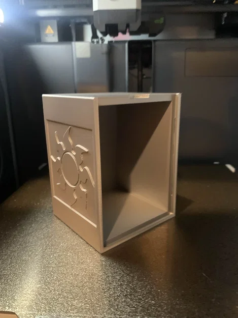 Hộp Đựng Bài MTG Commander (Deckbox) Với Khe Trưng Bày - Image 2