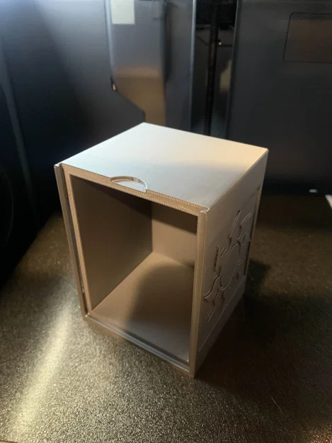 Hộp Đựng Bài MTG Commander (Deckbox) Với Khe Trưng Bày - Image 3