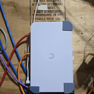 Bộ góc gắn tường dọc cho Ubiquiti Cloud Gateway Fiber
