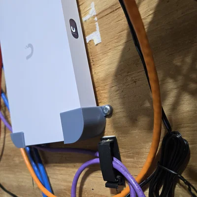 Bộ góc gắn tường dọc cho Ubiquiti Cloud Gateway Fiber