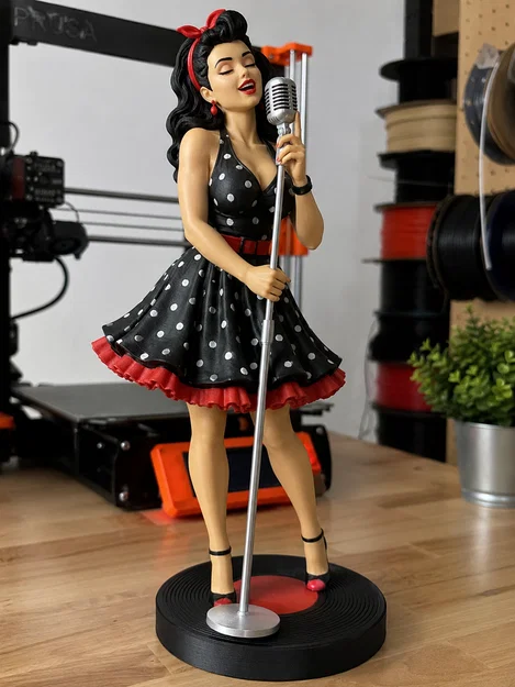 Mô hình cô nàng Rockabilly phong cách Retro cổ điển - Image 1