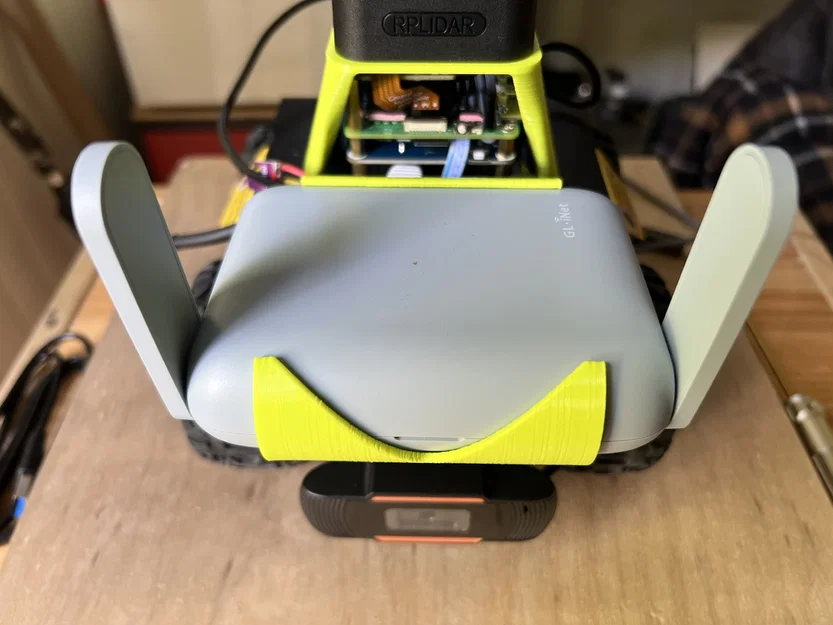 Ngàm 3D gắn router GL-iNet MT3000 cho xe robot Wave Rover - Image 2
