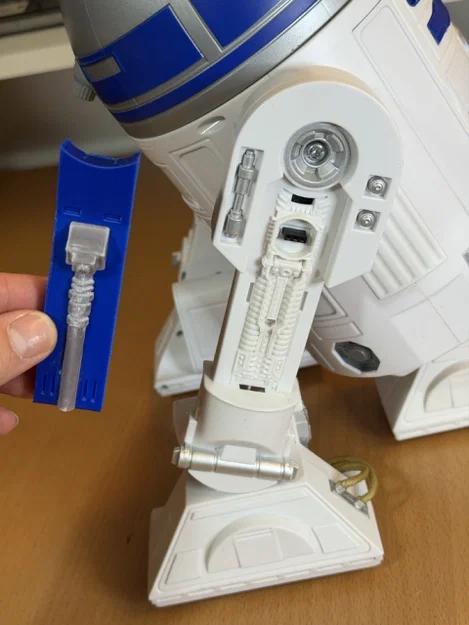 Nắp đậy bảng điều khiển chân cho Droid R2-D2 dòng R-Series - Image 4
