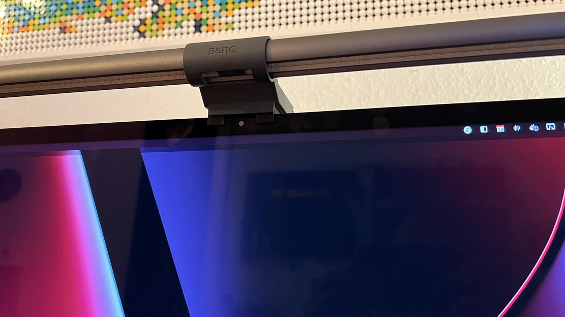 Ngàm gắn BenQ Screenbar Halo cho Apple Studio Display (In 3D) - Image 1