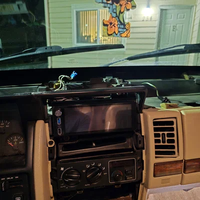 Mặt dưỡng chuyển đổi Android Auto Single DIN cho Jeep ZJ (đời trước facelift)