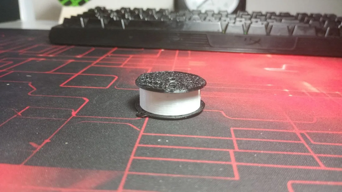 Móc khóa cuộn dây nhựa Filament Keychain độc đáo cho dân 3D printing - Image 2