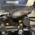 Ngàm gắn bộ sạc USB 3D cho Yamaha MT-09 RN43 - Giải pháp gọn gàng - Thumbnail 1