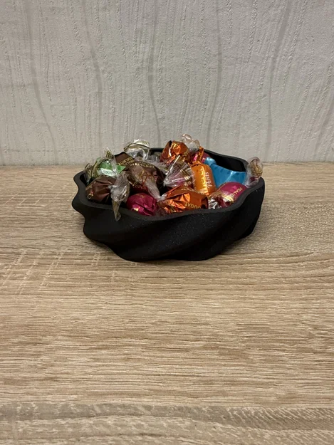 Khay Đựng Đồ Trang Trí Dạng Xoắn Ốc Tinh Tế (Dekorative Schale) - Image 3