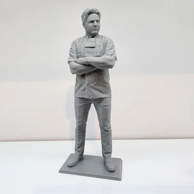 Mô hình 3D đầu bếp Gordon Ramsay Hell's Kitchen để bàn