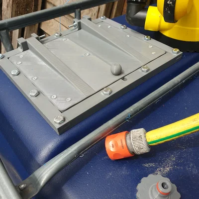 Nắp đậy tiếp cận cho bồn chứa 1000 lít