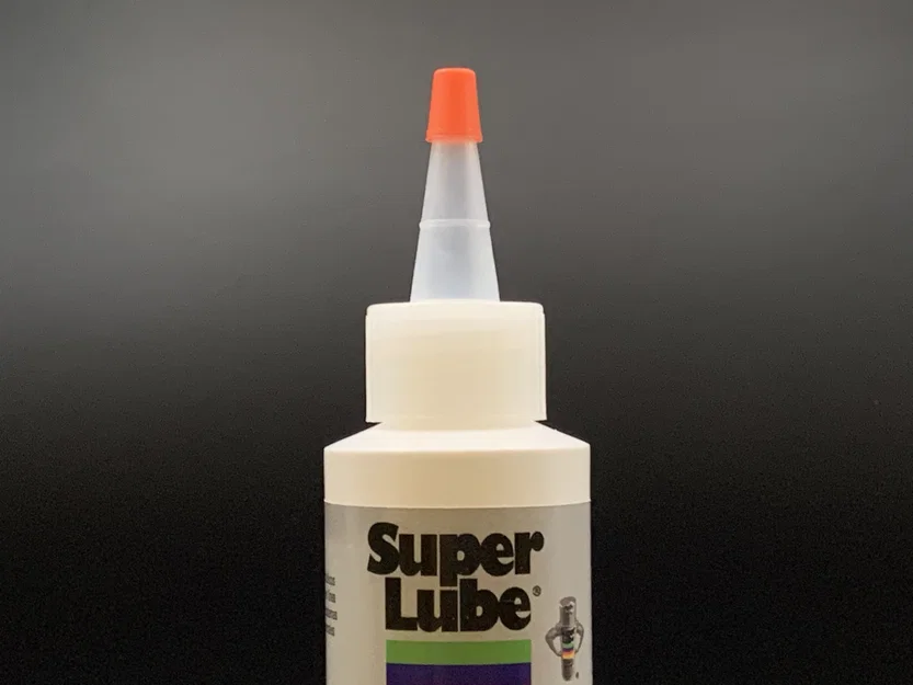 Nắp đậy thay thế cho chai Super Lube - Image 1