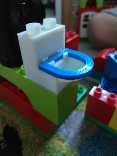 Bồn cầu Lego Duplo có nắp đóng mở (Lắp ráp 2 phần) - Image 3