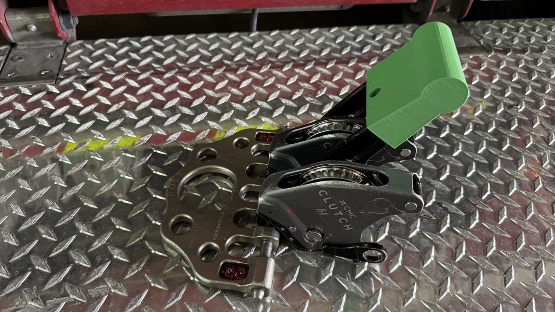 Phụ kiện tích hợp tay cầm CMC Clutch Dual Fin Integrator (Keyhole) - Image 1
