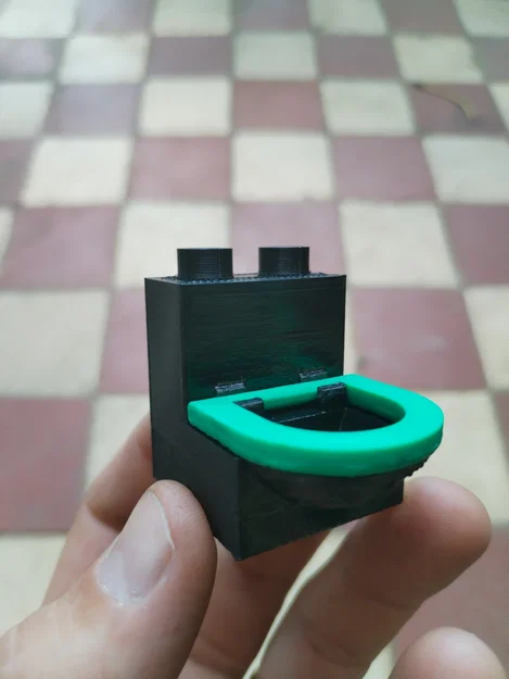 Bồn cầu Lego Duplo có nắp đóng mở (Lắp ráp 2 phần) - Image 4