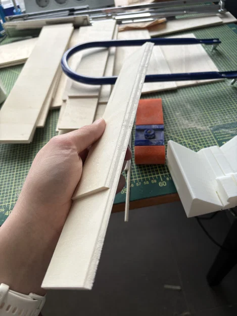Khuôn dẫn hướng cắt góc (Miter Jig) cho cưa lọng dùng cho ván mỏng - Image 3