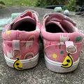 Dụng cụ giúp bé mang giày đúng chiều (Shoe Sider) - Thumbnail 1