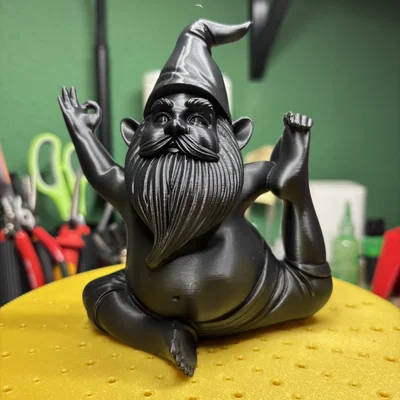 Tượng Chú Lùn Yoga (Yoga Gnome) Trang Trí Để Bàn Độc Đáo