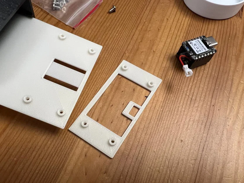 Giá đỡ bo mạch Xiao cho Meshtastic Solar Node RAK v3 - In 3D - Image 1