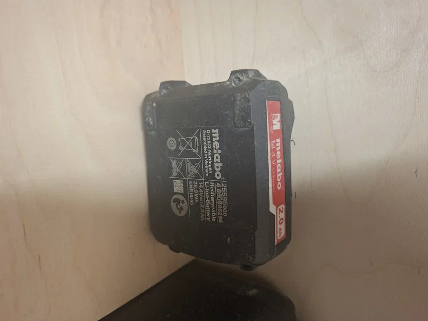 Giá treo pin Metabo 14.4V - Phụ kiện thông minh cho xưởng - Image 2