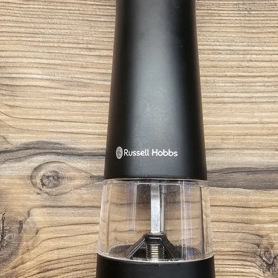 Linh kiện in 3D thay thế phần đáy máy xay tiêu Russell Hobbs