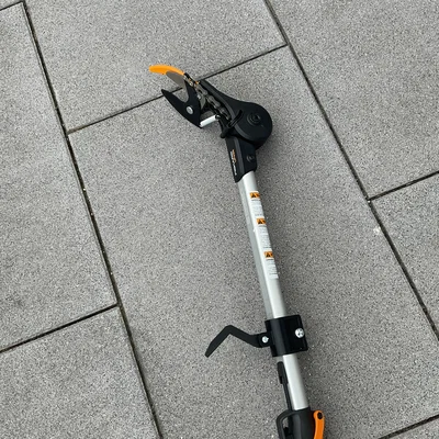 Fiskars UPX86 Zughaken (Móc kéo cành gập được)