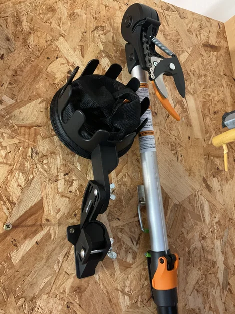 Giá treo tường 3D cho dụng cụ hái quả Fiskars UPX86 gọn gàng - Image 2