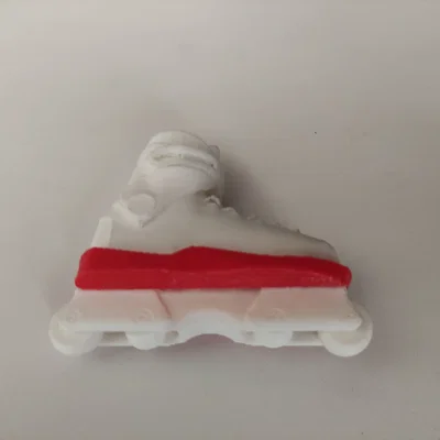 Móc khóa đồ chơi Roces M12 Inline Skate (toy keyholder)
