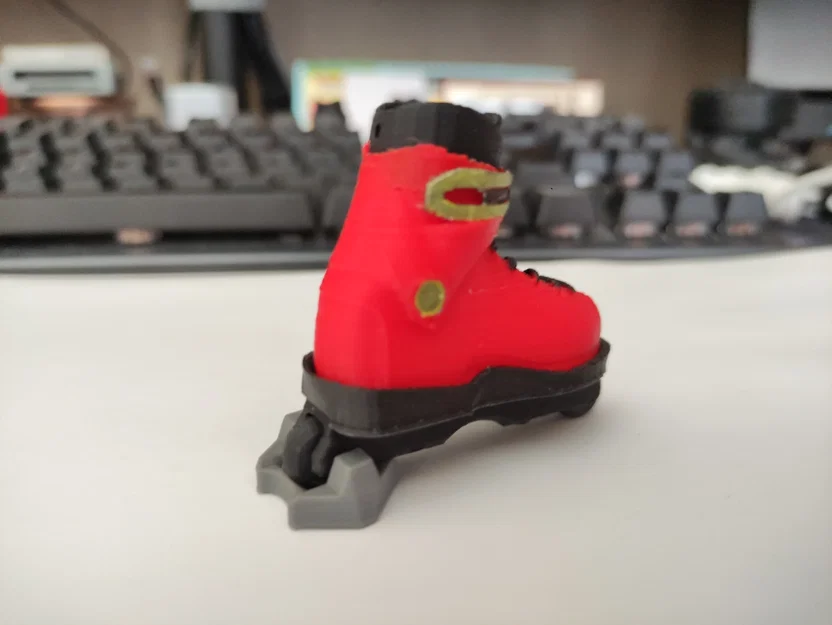 Móc khóa đồ chơi Roces M12 Inline Skate (toy keyholder) - Image 4