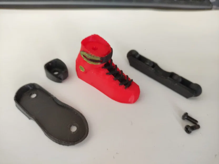 Móc khóa đồ chơi Roces M12 Inline Skate (toy keyholder) - Image 5
