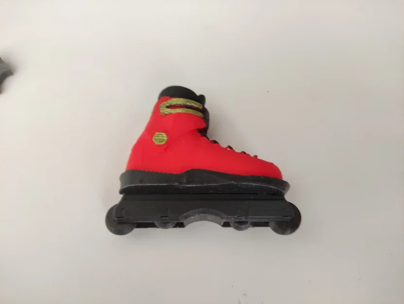 Móc khóa đồ chơi Roces M12 Inline Skate (toy keyholder) - Image 6