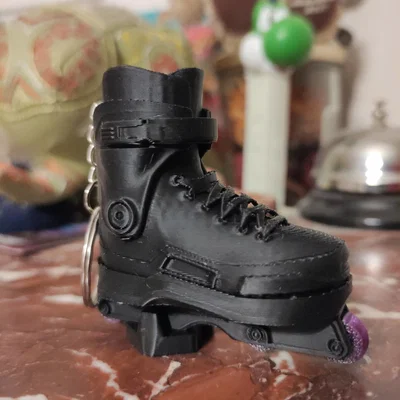 Móc khóa đồ chơi inline skate Trigger Blizzard / Lavaskates 755
