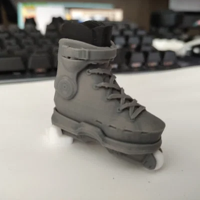 Móc khóa đồ chơi giày trượt Cougar Skates V7 7003 Inline Skate