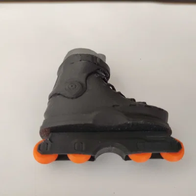 Móc khóa đồ chơi giày trượt Cougar Skates V7 7003 Inline Skate