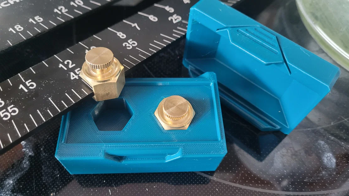 Hộp đựng đai ốc cho thước đo góc Speed Square in 3D - Image 1