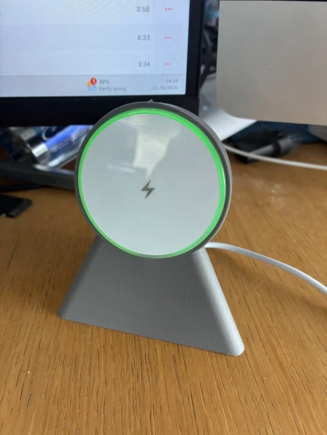 Giá đỡ điện thoại MagSafe StandBy (MagSafe Standyby Phone Stand) - Image 2