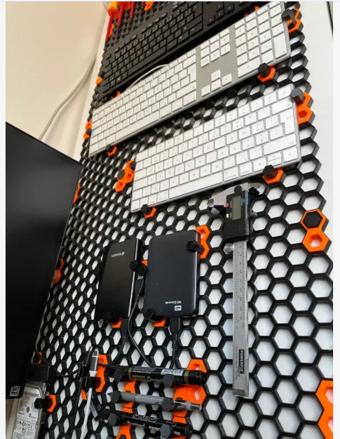 Bảng treo tường tổ ong Honeycomb Storage Wall tùy biến cho mọi không gian - Image 2